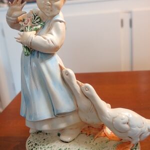 Charming Ceramic Figurine with Geese - Blue and White